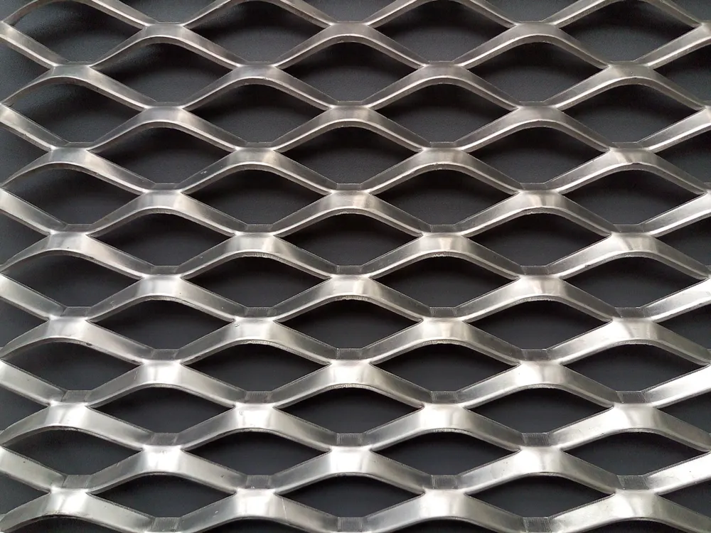 Panneau en maille métallique en aluminium perforé rond galvanisé épaisseur 2,5 mm usine — Foshan Qi Aluminum Decorative Materials Co., Ltd