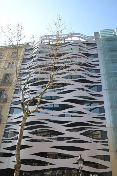 Panneaux de rideau métallique en aluminium peint PPG pour usage décoratif — Foshan Qi Aluminum Decorative Materials Co. Ltd