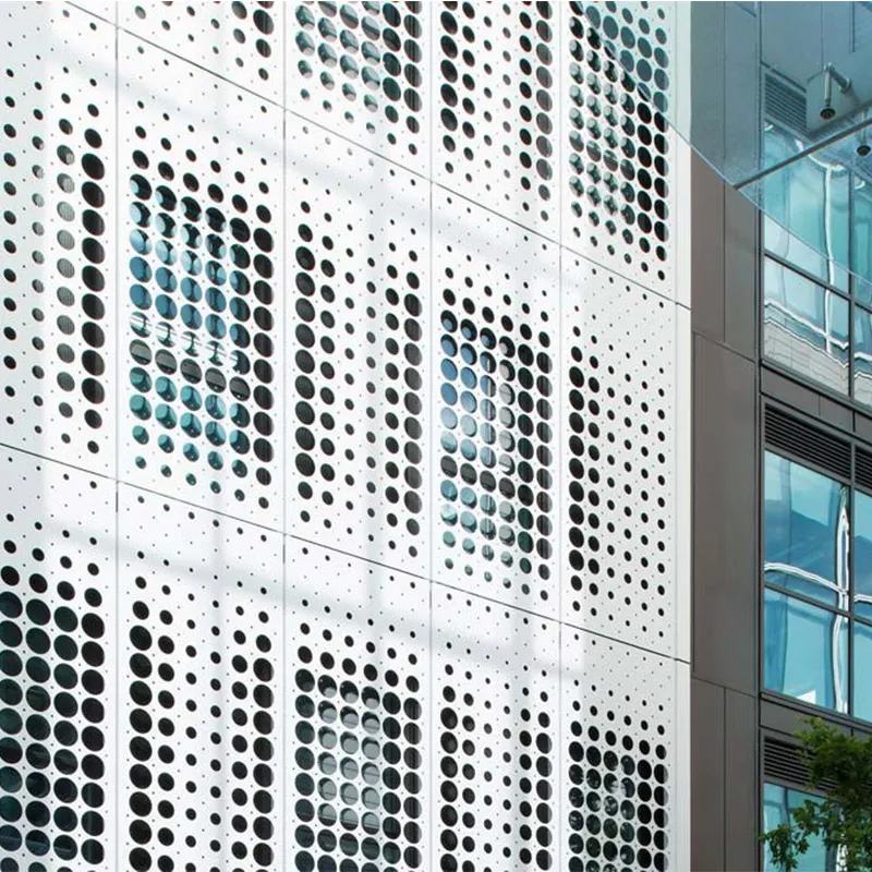 Panneaux en aluminium perforé pour bardage moderne — Foshan Qi Aluminum Decorative Materials Co. Ltd