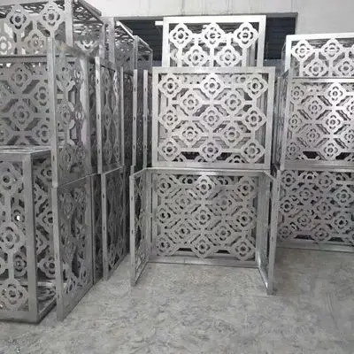 panneaux muraux en aluminium découpés par laser CNC pour décoration