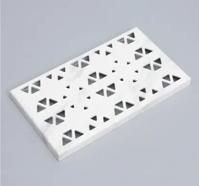 Panneaux de revêtement architectural en aluminium perforé pour façade mur extérieur