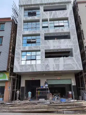 Panneaux de façade en aluminium peints AKZO NOBEL