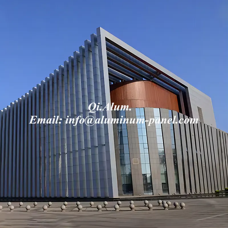 Pourquoi les panneaux de revêtement mural en aluminium jaunissent ou se déforment — Foshan Qi Aluminum Decorative Materials Co. Ltd