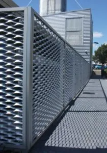 Panneaux en maille métallique en aluminium finition usine pour décoratif — Foshan Qi Aluminum Decorative Materials Co. Ltd