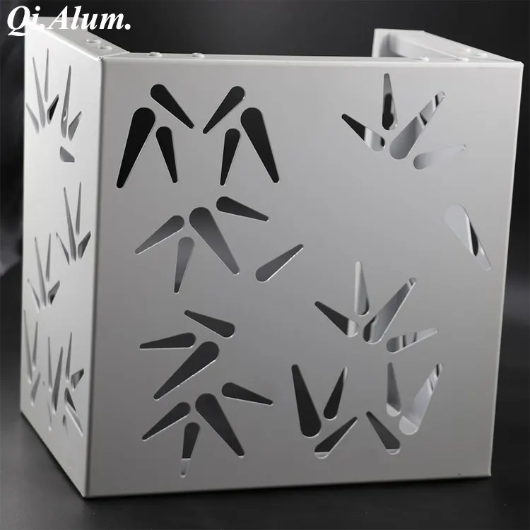 Matériaux décoratifs en aluminium personnalisés, panneau mural à effet bois spécial — Foshan Qi Aluminum Decorative Materials Co. Ltd