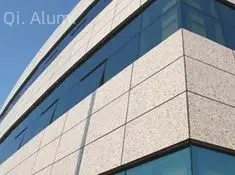Panneau sandwich en aluminium à âme de nid d'abeille pour bardage mural — vue 3