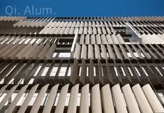 panneaux architecturaux en aluminium modernes pour façades, revêtements métalliques muraux pour résidences vue 3