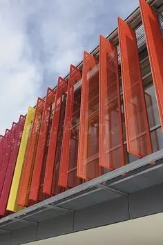 Panneaux architecturaux en aluminium Modernes Panneaux de revêtement métallique murs pour résidentiel