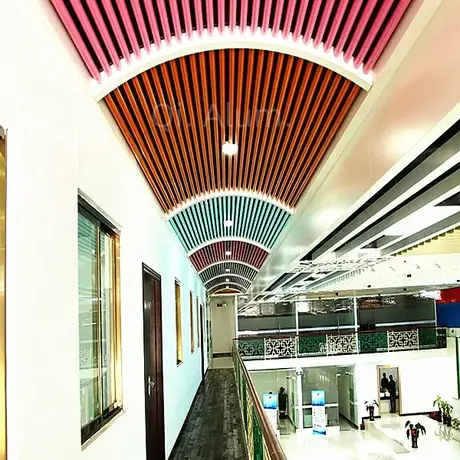 Tubes de plafond en aluminium