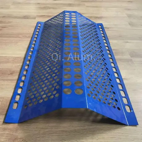Panneaux décoratifs en aluminium perforé ignifuge très vendus pour façade de bâtiment vue 4