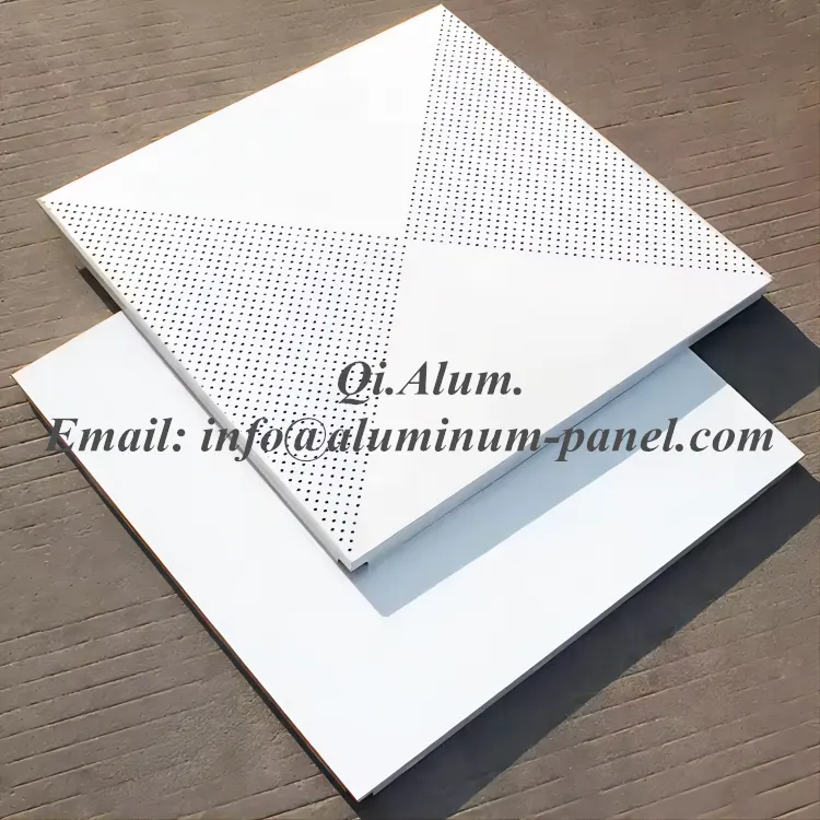 Plafond acoustique en aluminium 600 × 600 mm, panneau métallique décoratif pour bureaux — Foshan Qi Aluminum Decorative Materials Co. Ltd