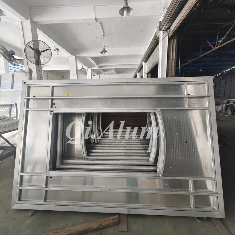 Panneaux d'assemblage en aluminium : Révolutionner le paysage de la construction en Thaïlande — Foshan Qi Aluminum Decorative Materials Co. Ltd