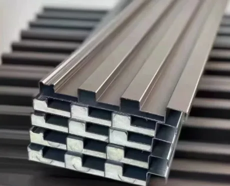 Panneau aluminium isolé pour toiture de véranda